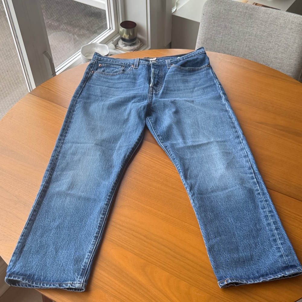 Classic Blue Women’s Wedgie Straight Jeans
